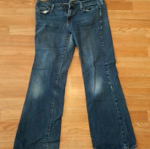 Woman's Levi Jeans low cutboot cut